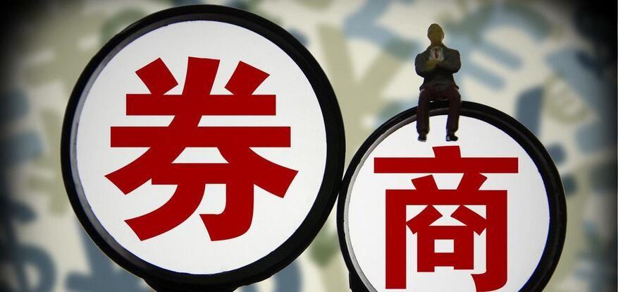 美联储政策调整与经济衰退阴影，科技股涨势面临双重风险