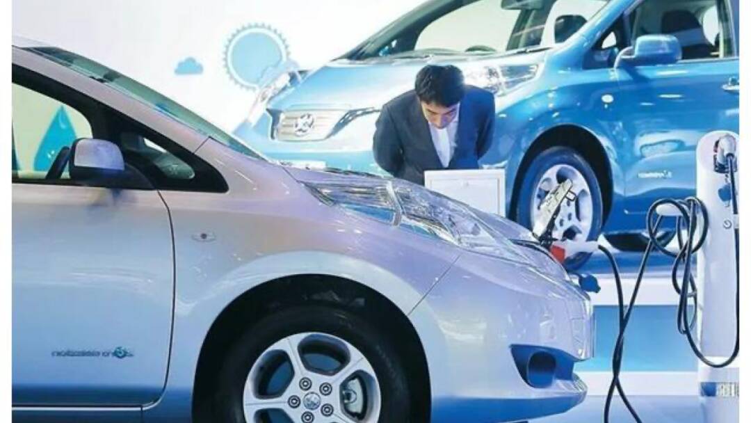 2024年中国新能源车渗透率预计将接近40%绿色出行新时代的加速到来