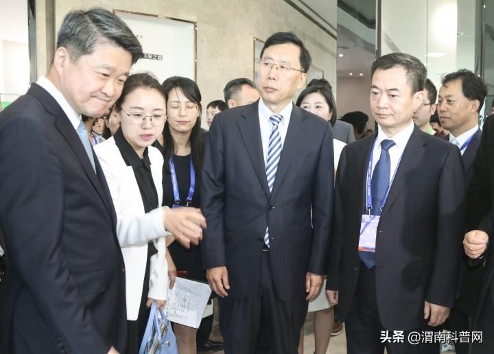 人民币兑换韩元，中韩经济交流的桥梁与挑战