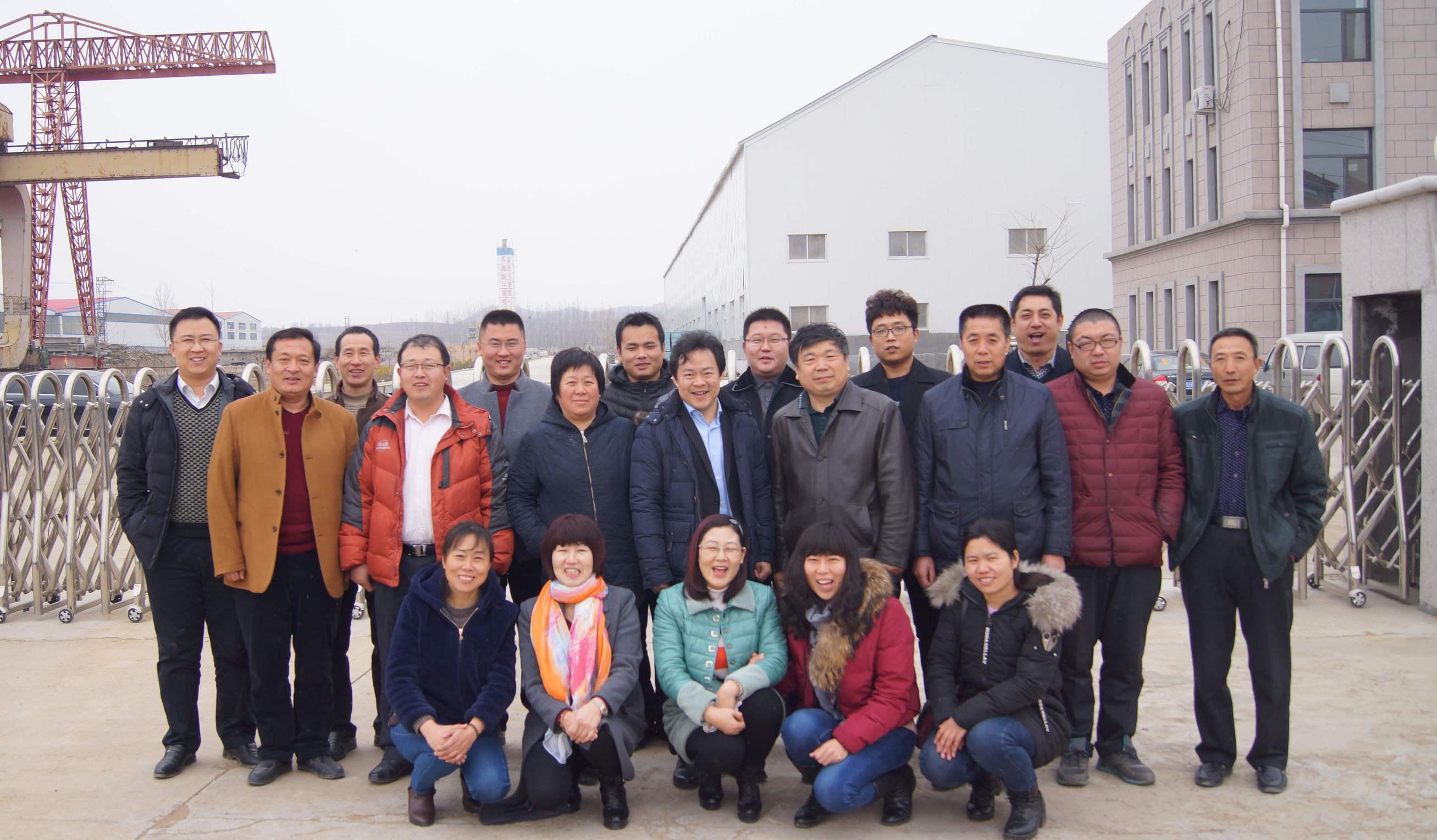 微盟联合快消行业领袖，共创品牌增长新动力，引领数字化转型浪潮