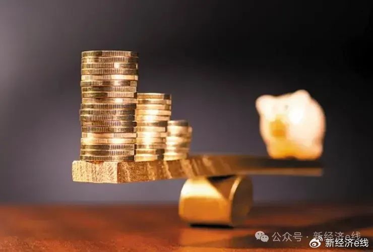 金融市场风云突变，固收产品现浮亏，权益类资产暴涨，含权产品年化收益率惊人达529%