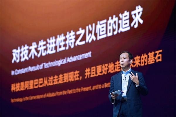 加速数字技术更新，推动社会经济发展的新引擎