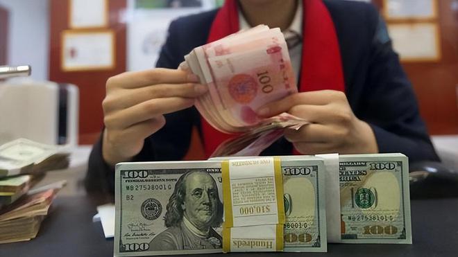 前八个月人民币贷款大幅增加14.43万亿元，透视中国经济金融新动向