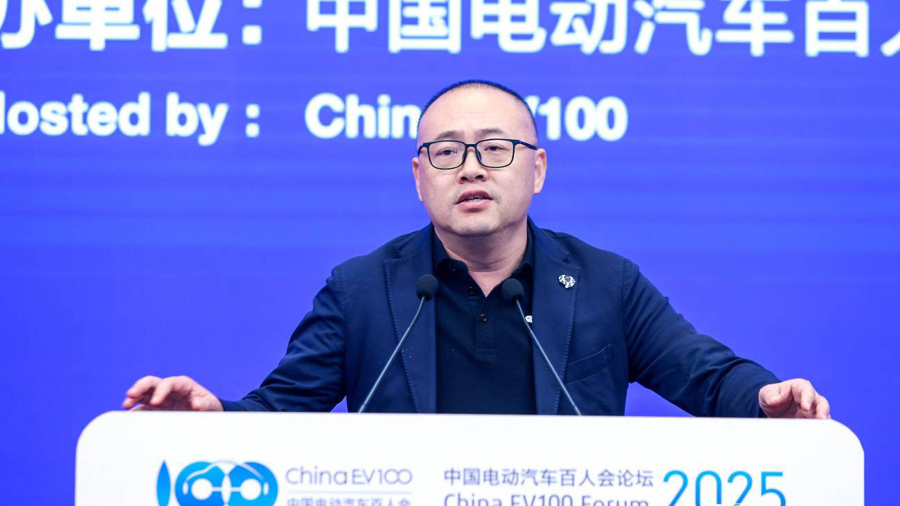 余凯的智驾，驶向未来之路的智慧先锋