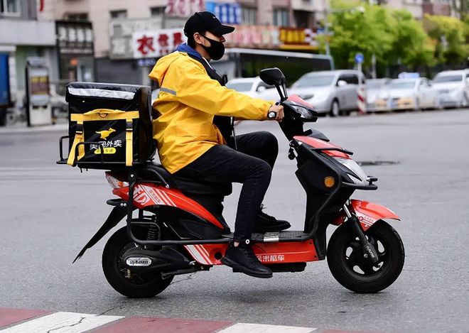 中国在全世界电动车行业的遥遥领先之路
