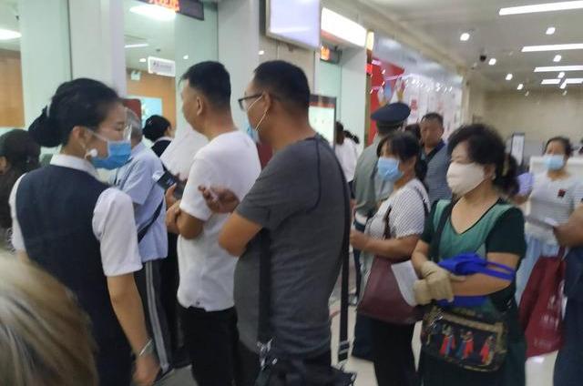 今日股市开市，市场动态与投资者的期待