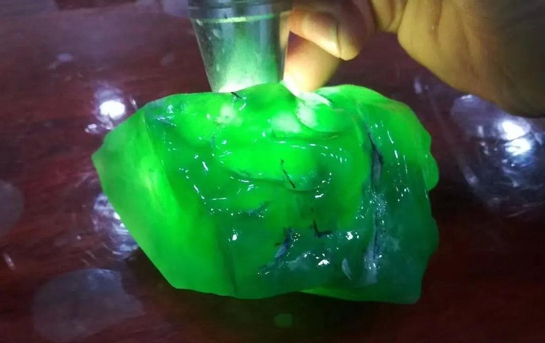 投资浪潮下的企业利润新高峰，机遇与挑战并存