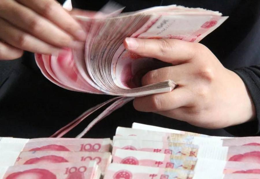 今日股市开市，市场动态与投资者的期待