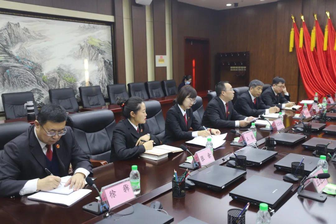 在寻找第二增长曲线，企业转型与创新的深度探索