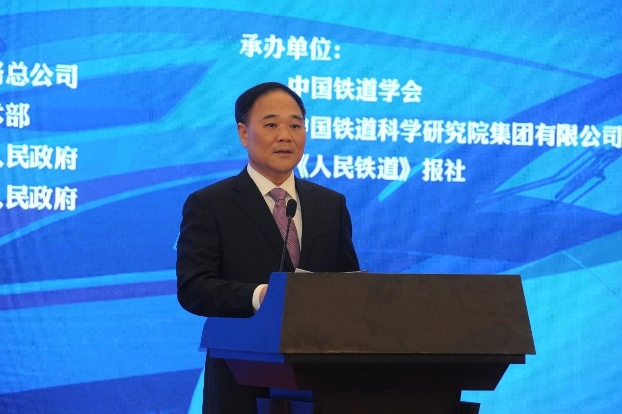 母公司大手笔！拟向子公司赛力斯汽车增资50亿元，共绘新能源汽车蓝图