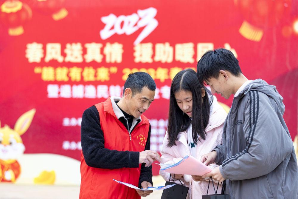 企业强化市场信心，拟2000万元至3000万元回购公司股份计划深度解析