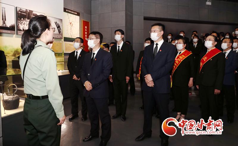 方大碳素股票，行业龙头的崛起与挑战