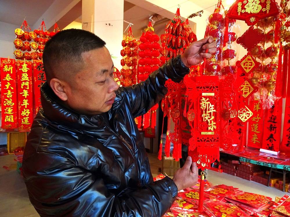 春节销售热潮下的农村经济新气象，销售收益好，农民增收有盼头