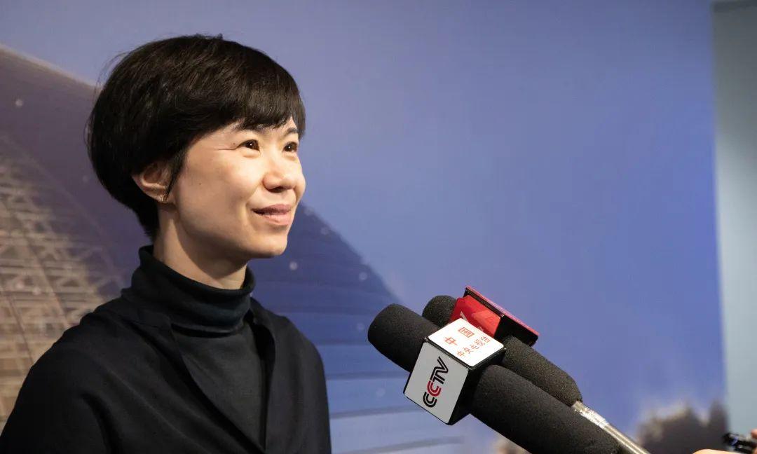 股票女作手，智慧与勇气的交响曲