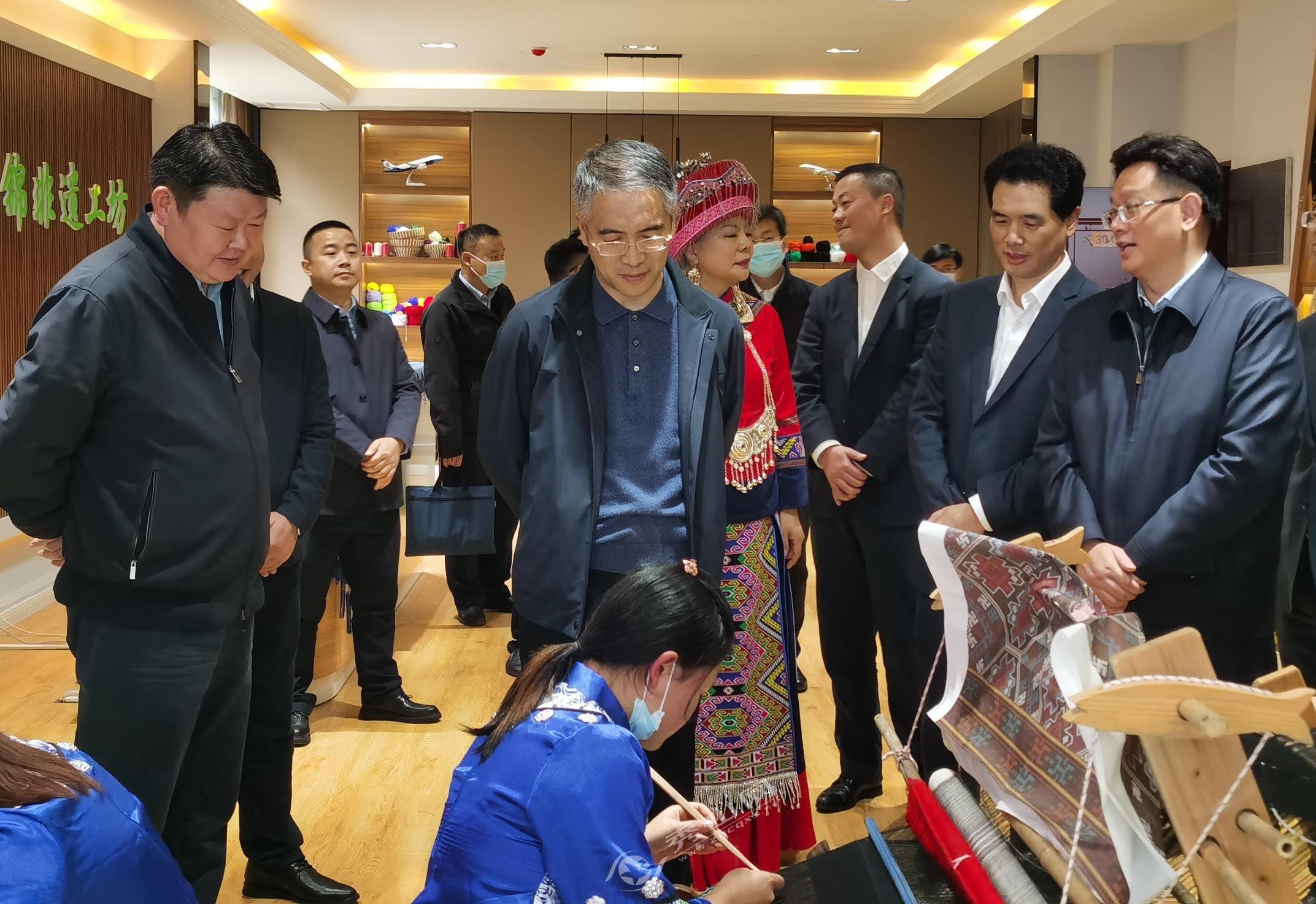 探索三农股票，乡村振兴的金融引擎