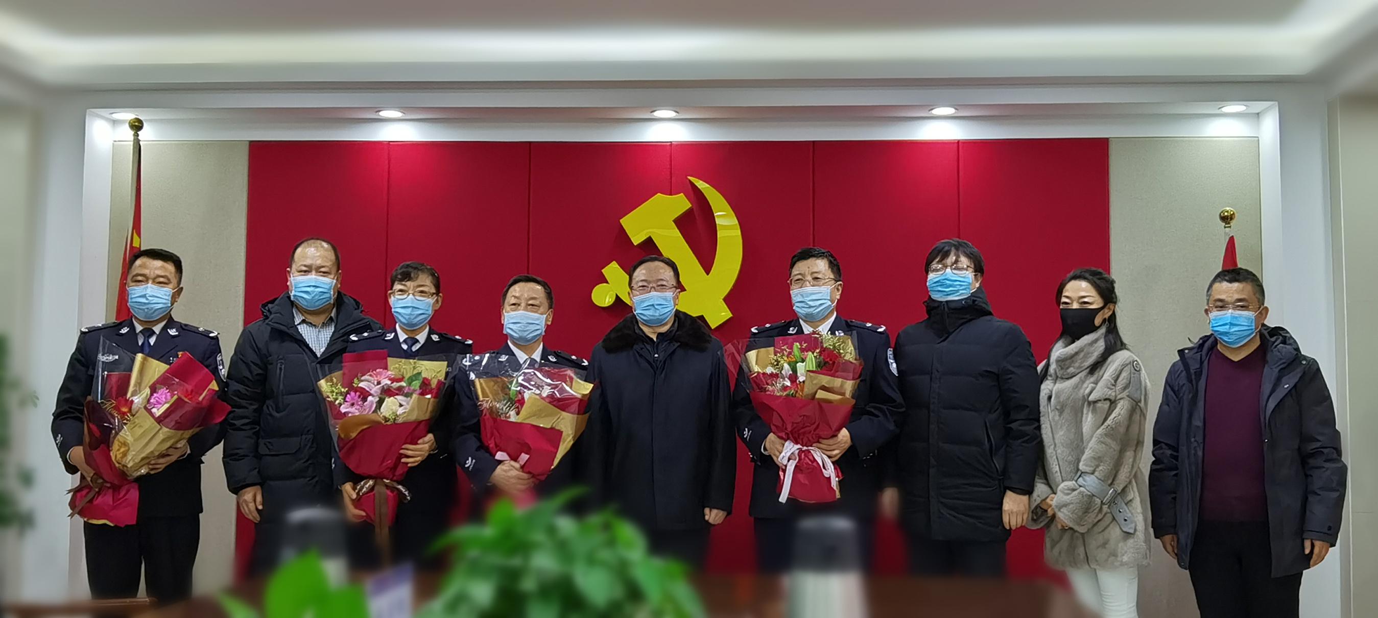 中国人民银行，坚定维护香港国际金融中心地位，全力支持香港金融稳定