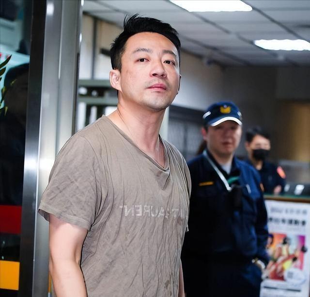 网络信息的迷雾，探究不可信的根源与应对策略