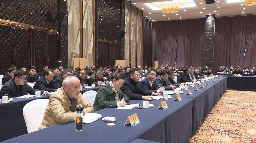 经济转型大趋势下的机遇与挑战