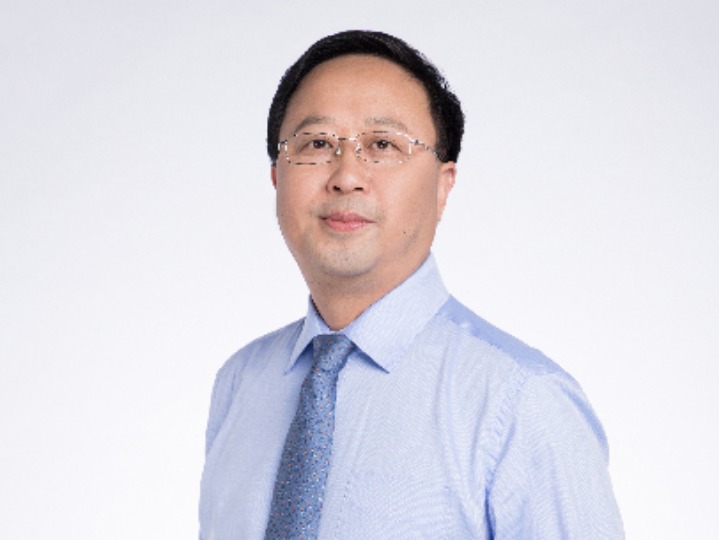 博时基金江向阳，排名跃升至第四，名次大幅上升9位的辉煌成就