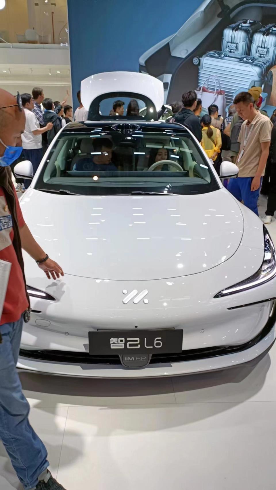 纯电汽车取代燃油和混动车，突破三大关键要素