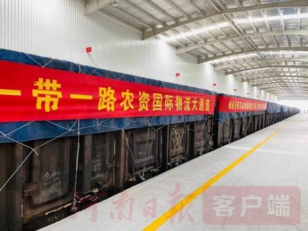探索中国中铁股份，中国基础设施建设的中坚力量