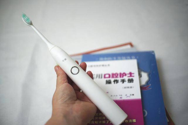 炒股软件电脑选择指南，哪个最好用？